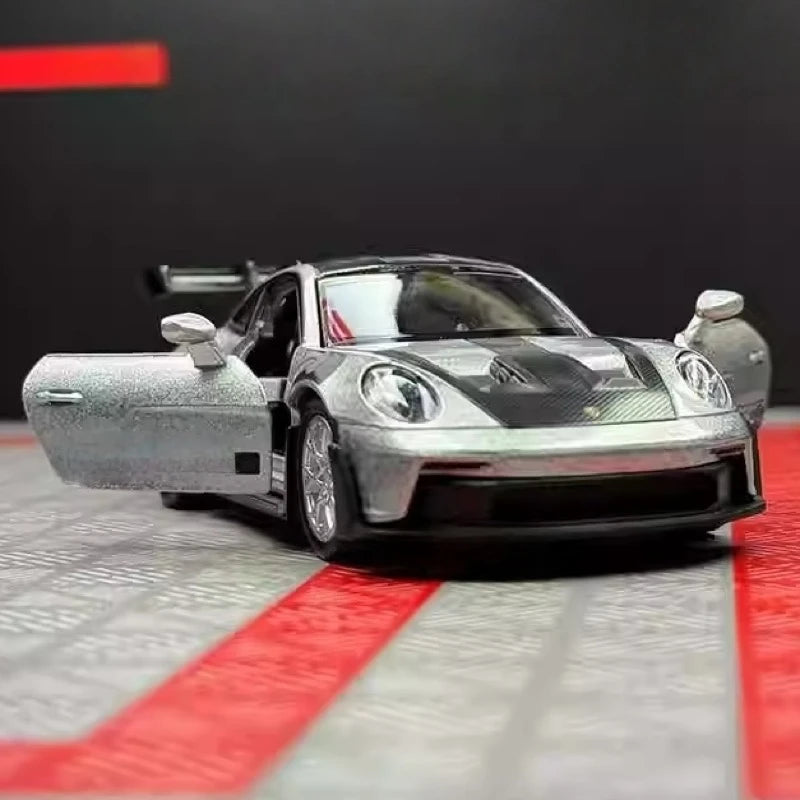[TOY] 1:36 Porsche 2023 911 992 GT3 RS Silver Model Car Die-Cast