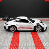 [TOY] 1:36 Porsche 2023 911 992 GT3 RS vit modellbil Die-Cast