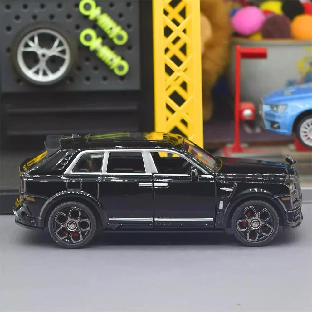 [TOY] 1:36 Rolls-Royce 2020 Cullinan Mansory Black Model Car Die-Cast