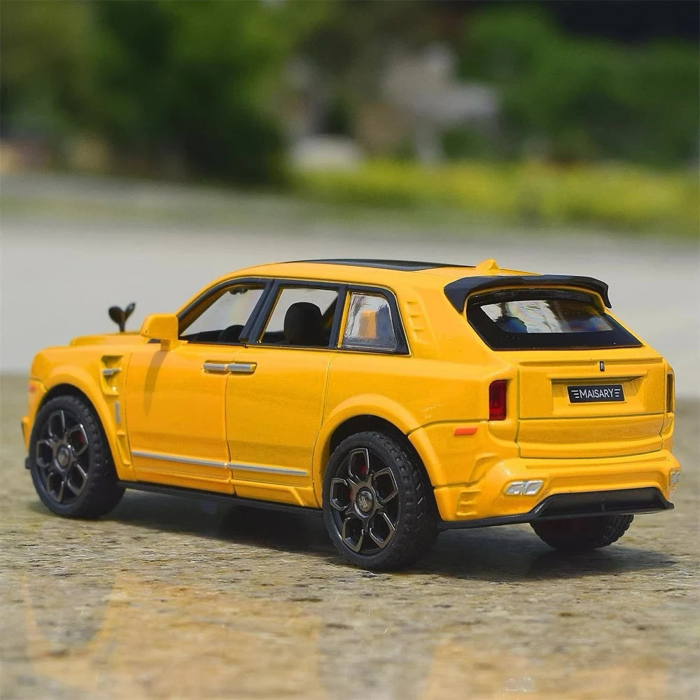 [TOY] 1:36 Rolls-Royce 2020 Cullinan Mansory Yellow Model Car Die-Cast