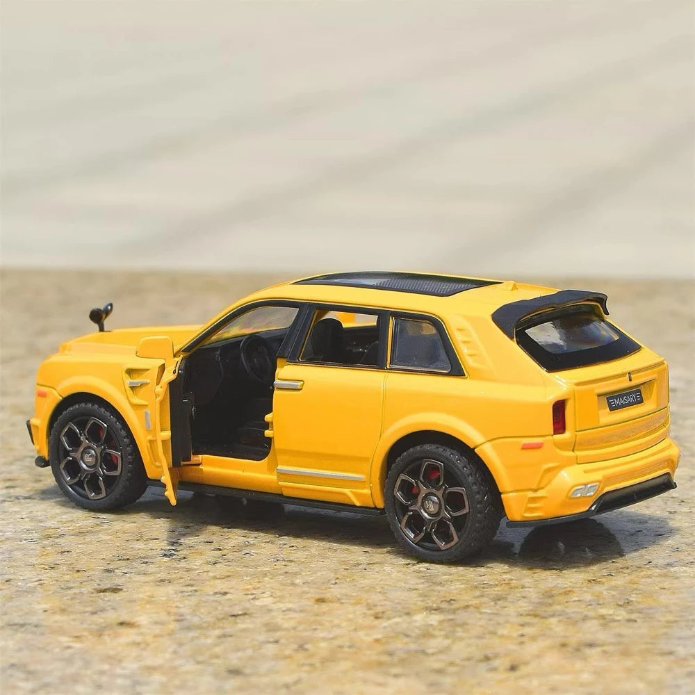 [TOY] 1:36 Rolls-Royce 2020 Cullinan Mansory Yellow Model Car Die-Cast