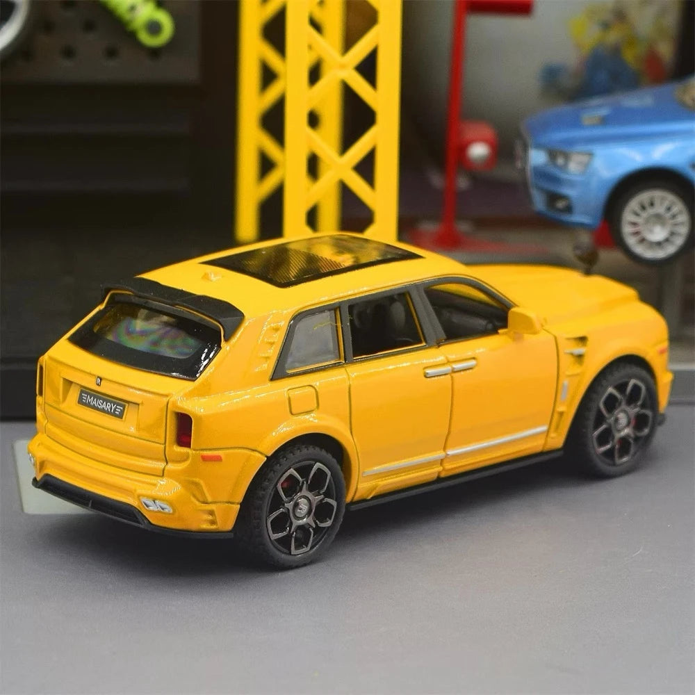 [TOY] 1:36 Rolls-Royce 2020 Cullinan Mansory Yellow Model Car Die-Cast