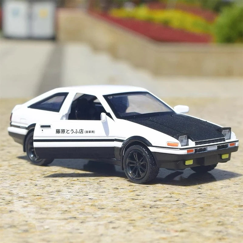[TOY] 1:36 Toyota 1983 Corolla AE86 Initial D Model Car Die-Cast