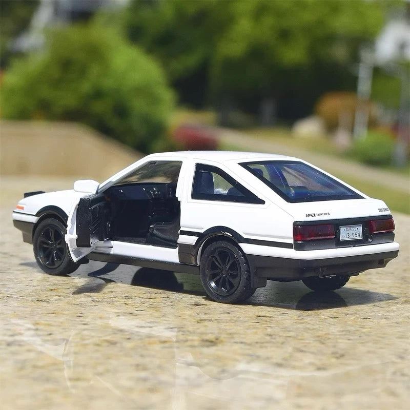[TOY] 1:36 Toyota 1983 Corolla AE86 Initial D Model Car Die-Cast