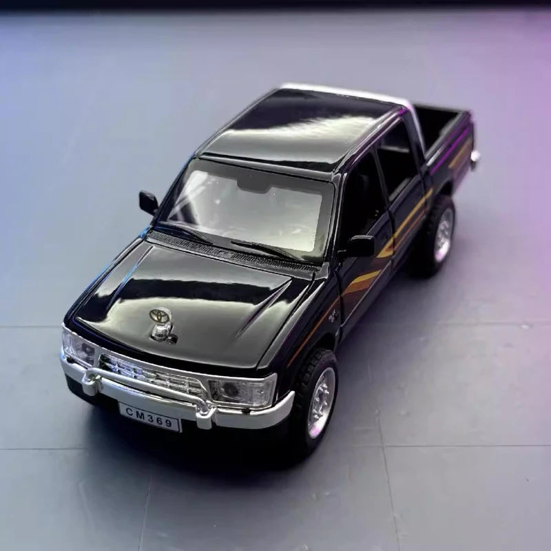 [TOY] 1:36 Toyota 1988 Hilux Black Model Car Die-Cast