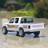 Toyota 1988 Hilux branco 1:36 – modelo de exposição em metal fundido