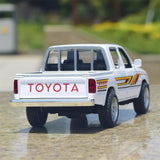 Toyota 1988 Hilux branco 1:36 – modelo de exposição em metal fundido