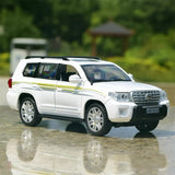 [TOY] 1:36 Toyota 2012 Land Cruiser LC200 White Model Car Die-Cast