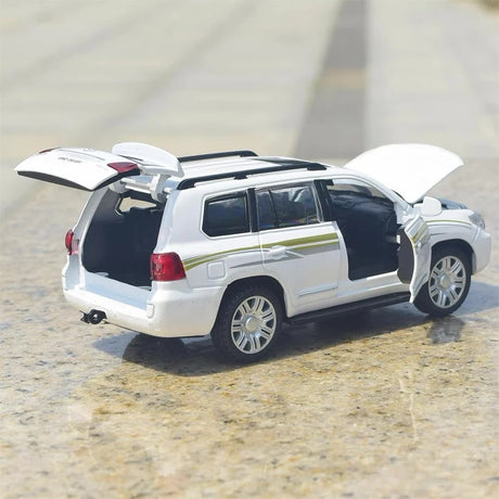 [TOY] 1:36 Toyota 2012 Land Cruiser LC200 White Model Car Die-Cast