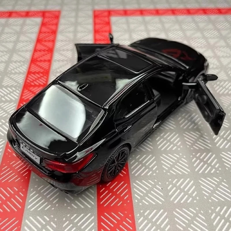 [TOY] 1:36 Toyota 2017 Camry XV70 Glossy Black Model Car Die-Cast