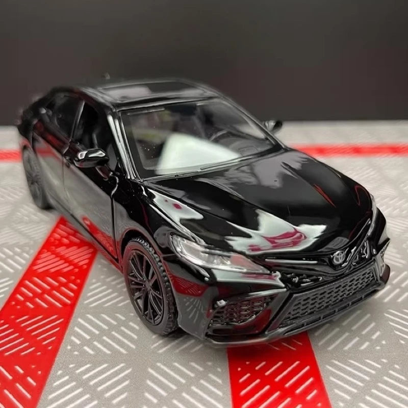 [TOY] 1:36 Toyota 2017 Camry XV70 Glossy Black Model Car Die-Cast