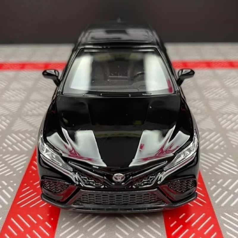 [TOY] 1:36 Toyota 2017 Camry XV70 Glossy Black Model Car Die-Cast