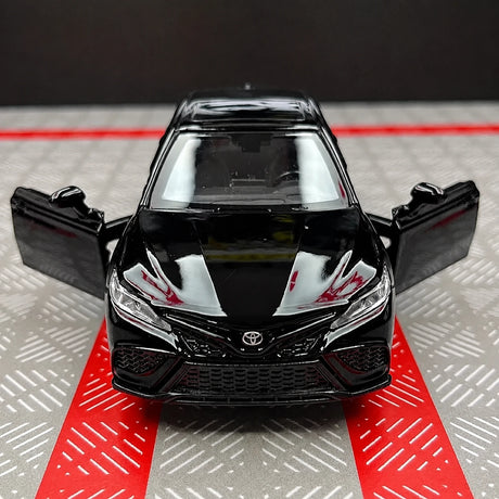 [TOY] 1:36 Toyota 2017 Camry XV70 Glossy Black Model Car Die-Cast