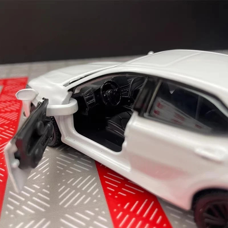 [TOY] 1:36 Toyota 2017 Camry XV70 White Model Car Die-Cast
