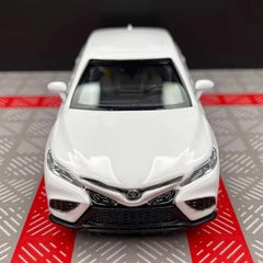 [TOY] 1:36 Toyota 2017 Camry XV70 White Model Car Die-Cast