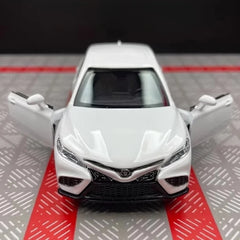 [TOY] 1:36 Toyota 2017 Camry XV70 White Model Car Die-Cast