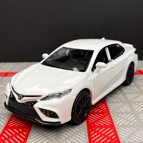 [TOY] 1:36 Toyota 2017 Camry XV70 White Model Car Die-Cast