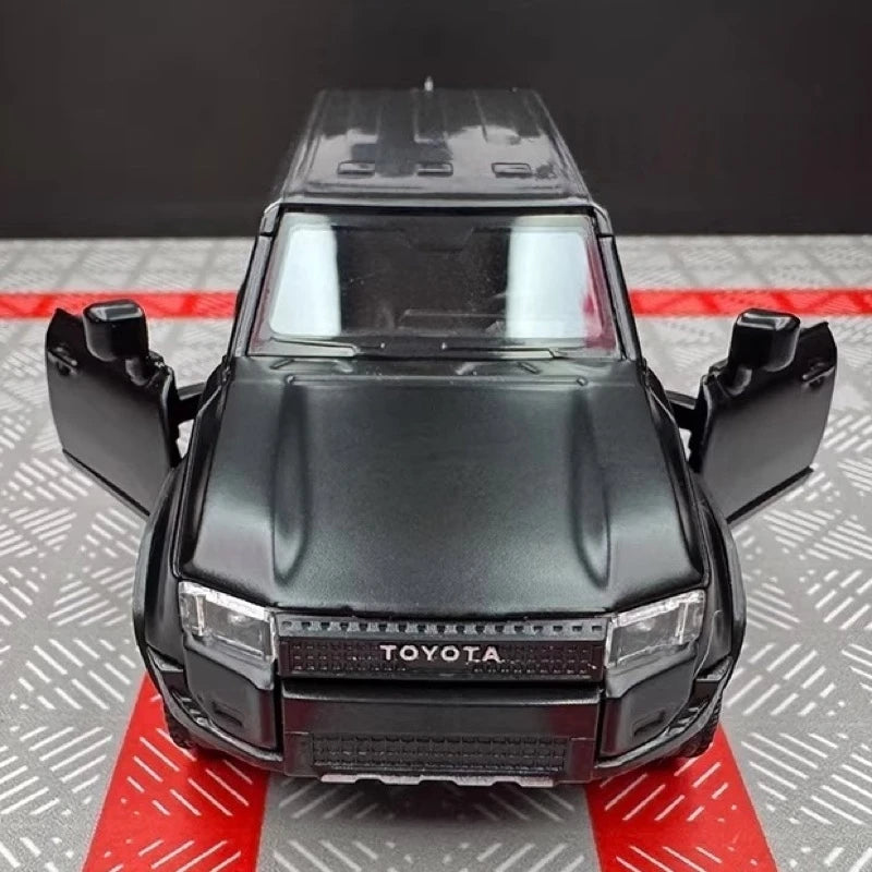 [TOY] 1:36 Toyota 2023 Land Cruiser J250 Black Model Car Die-Cast