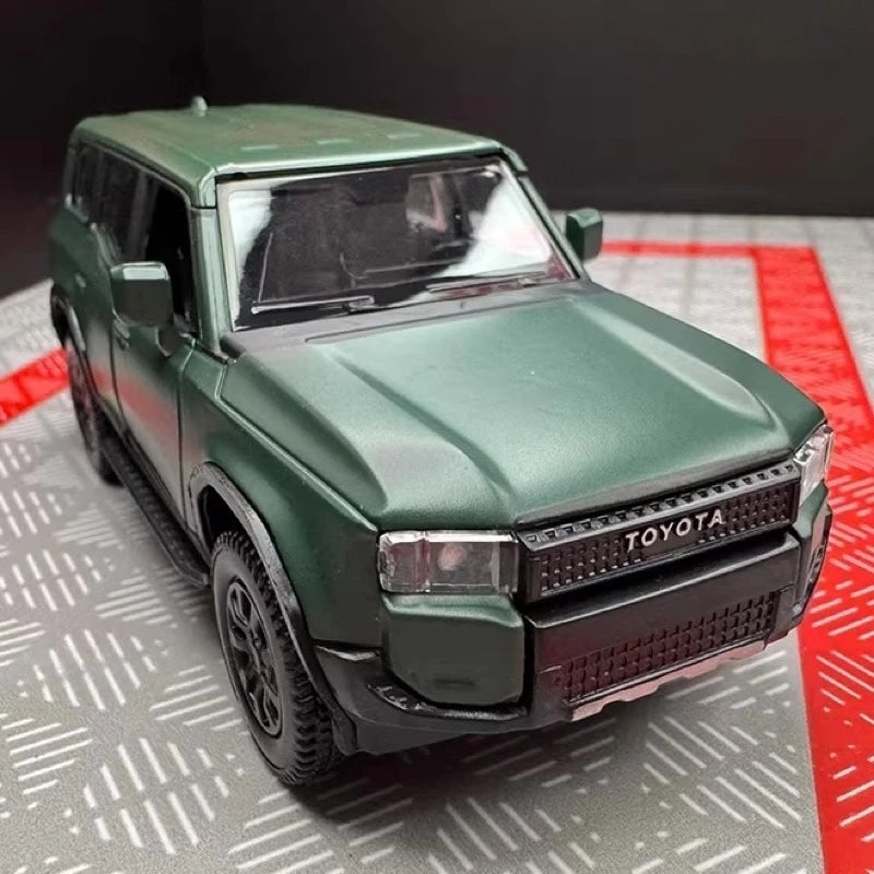 [TOY] 1:36 Toyota 2023 Land Cruiser J250 Green Model Car Die-Cast