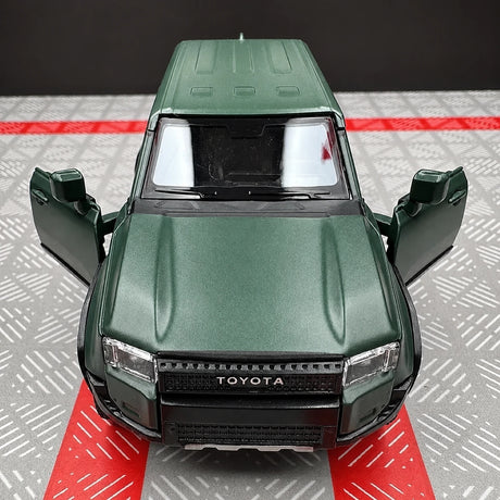 [TOY] 1:36 Toyota 2023 Land Cruiser J250 Green Model Car Die-Cast