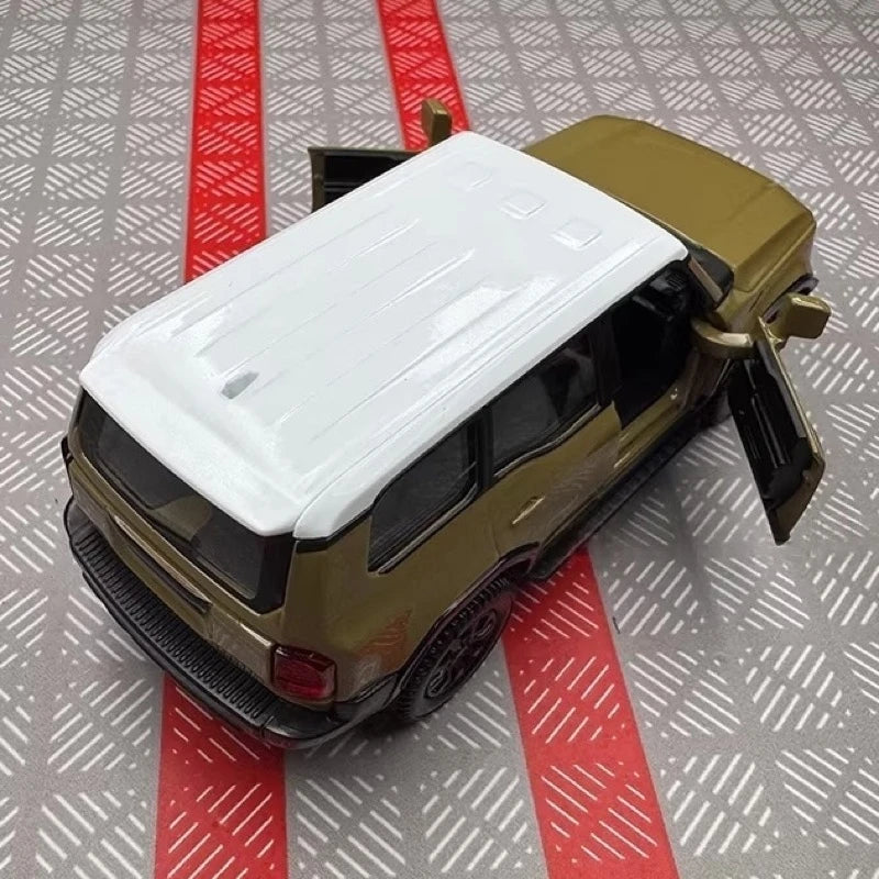 [TOY] 1:36 Toyota 2023 Land Cruiser J250 Khaki Model Car Die-Cast