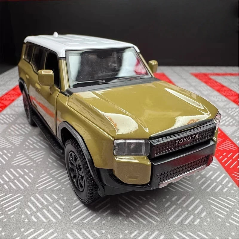 [TOY] 1:36 Toyota 2023 Land Cruiser J250 Khaki Model Car Die-Cast