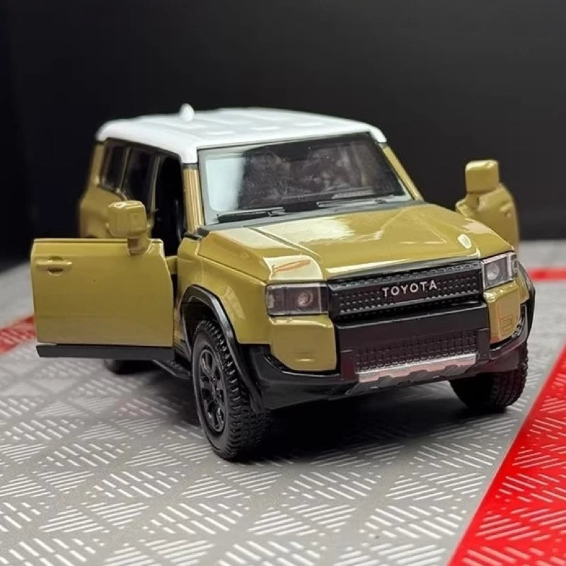 [TOY] 1:36 Toyota 2023 Land Cruiser J250 Khaki Model Car Die-Cast