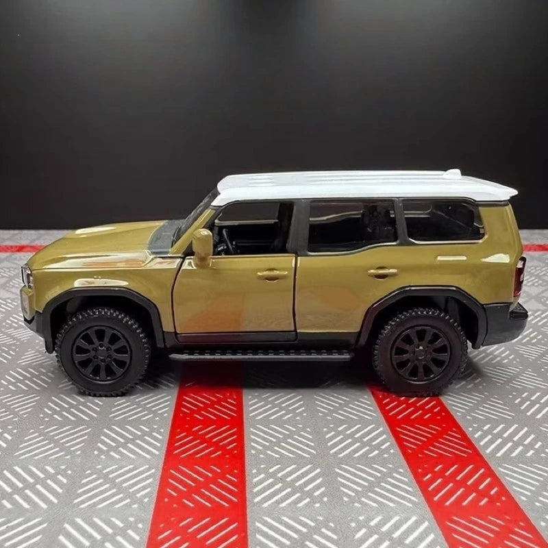 [TOY] 1:36 Toyota 2023 Land Cruiser J250 Khaki Model Car Die-Cast