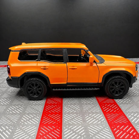 [TOY] 1:36 Toyota 2023 Land Cruiser J250 Orange Model Car Die-Cast