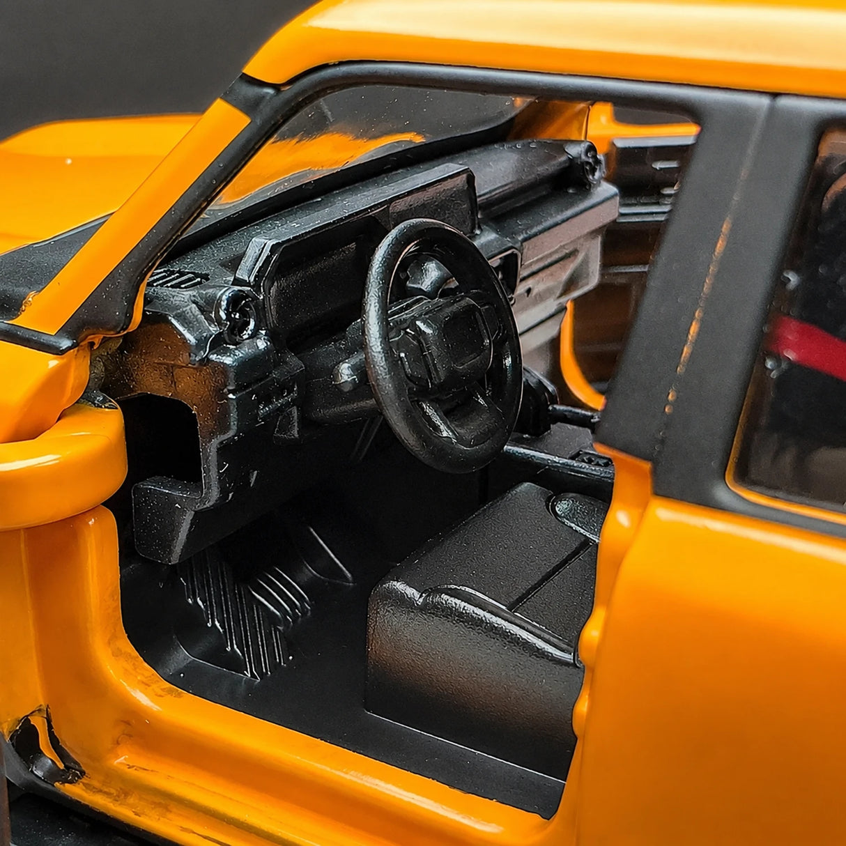 [TOY] 1:36 Toyota 2023 Land Cruiser J250 オレンジ モデルカー Die-Cast