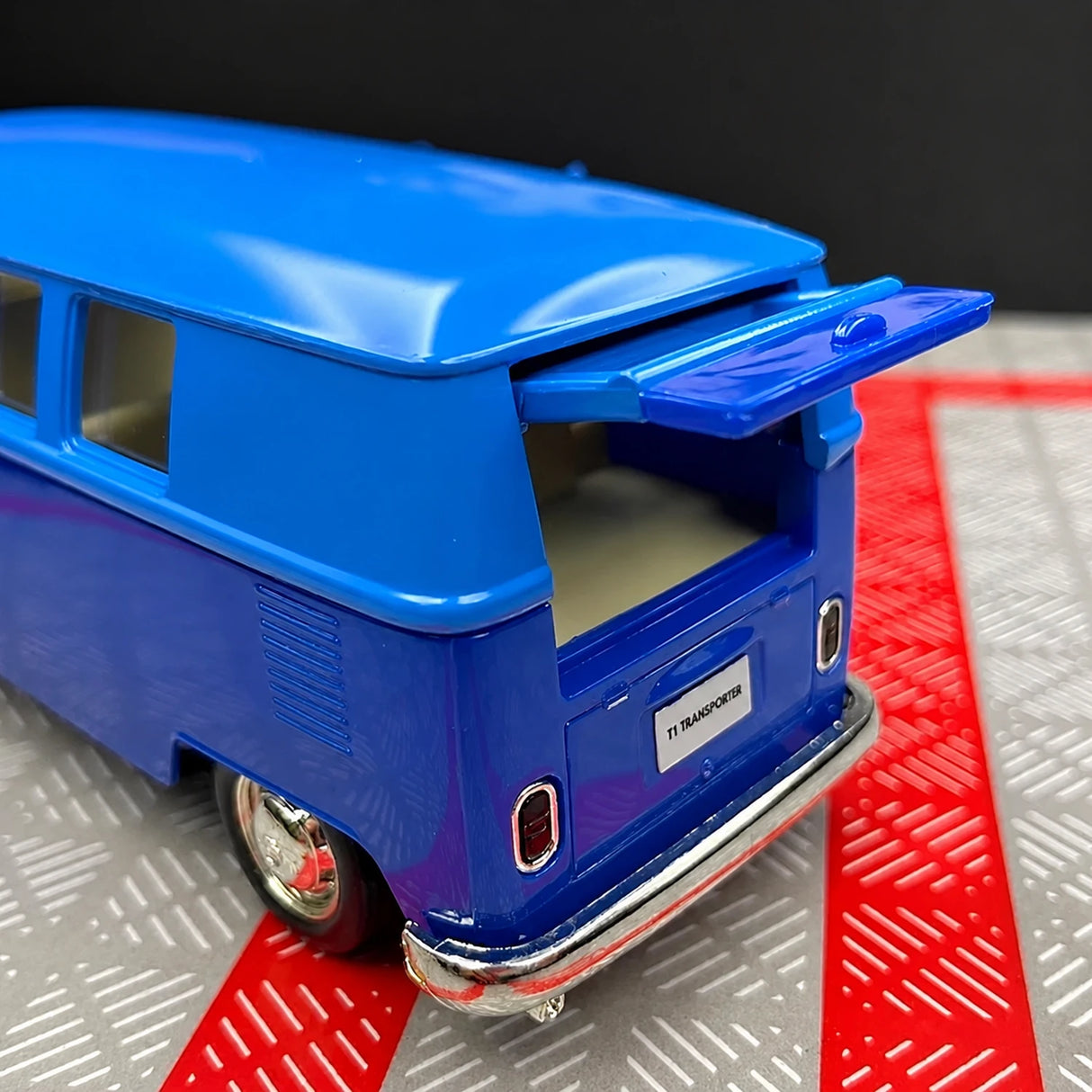 Volkswagen 1963 T1 Blue 1:36 – Diecast Display Model Die-Cast