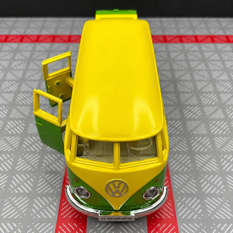 Volkswagen 1963 T1 Verde e Giallo 1:36 – modello pressofuso in metallo pressofuso