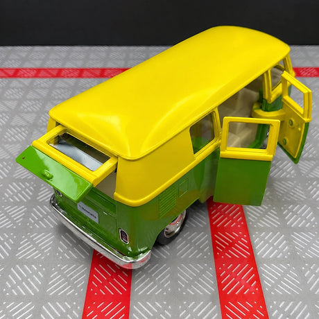 Volkswagen 1963 T1 Verde e Giallo 1:36 – modello pressofuso in metallo pressofuso