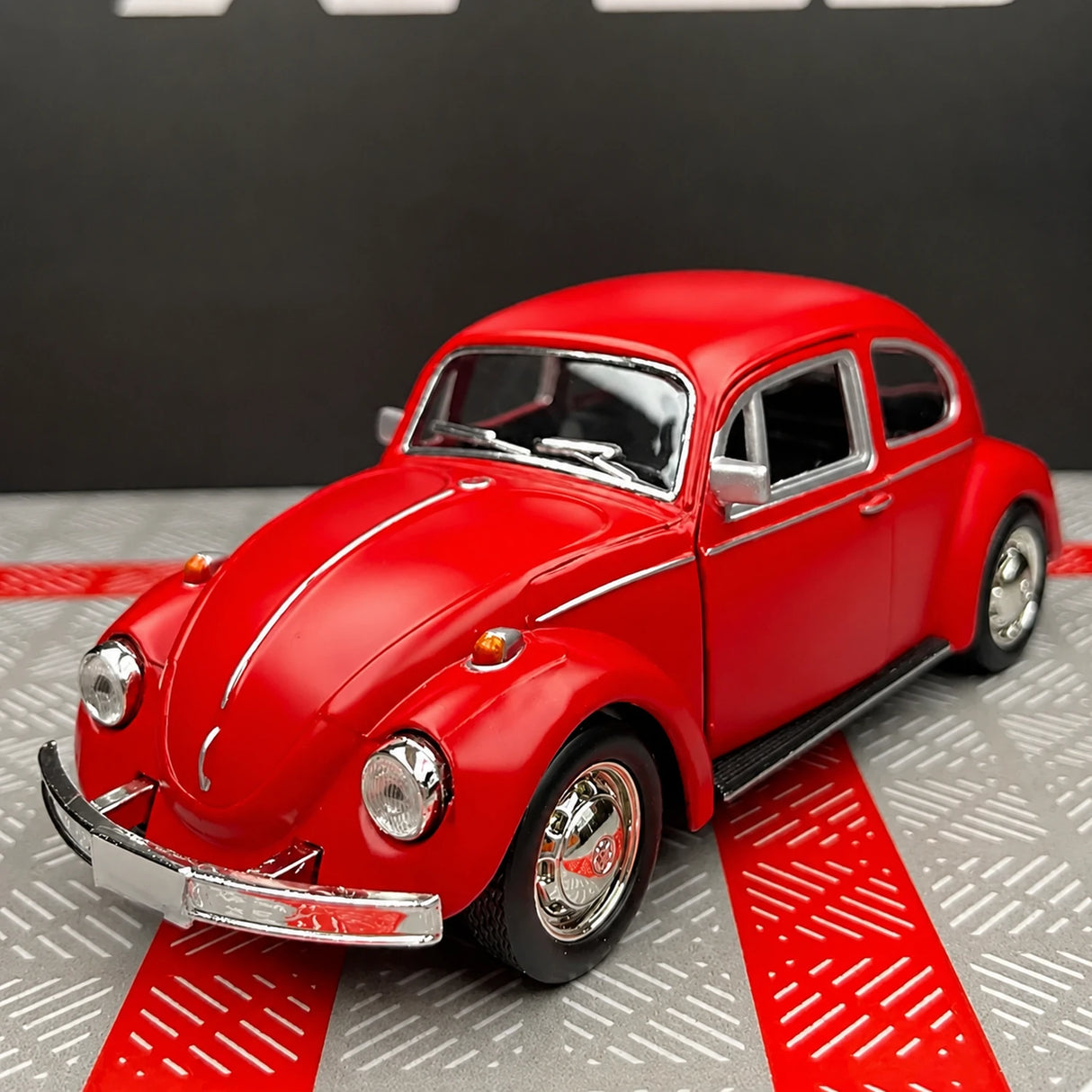 Volkswagen 1967 Beetle Matte Red 1:36 – Diecast Display Model Die-Cast