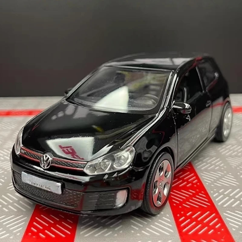 [TOY] 1:36 Volkswagen 2010 Golf GTI svart modellbil Die-Cast