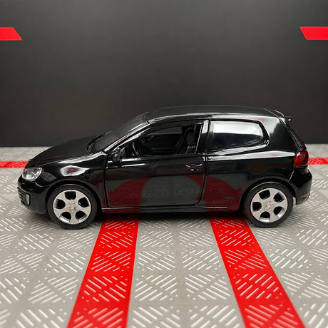 [TOY] 1:36 Volkswagen 2010 Golf GTI nero modellino di auto Die-Cast