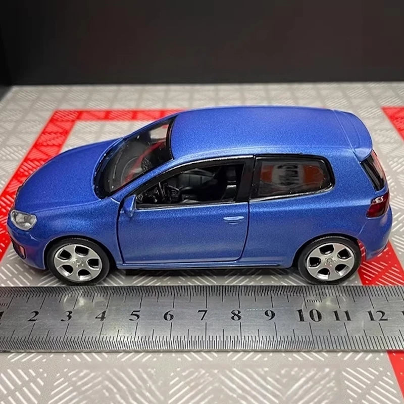[TOY] 1:36 Volkswagen 2010 Golf GTI bleu voiture miniature Die-Cast