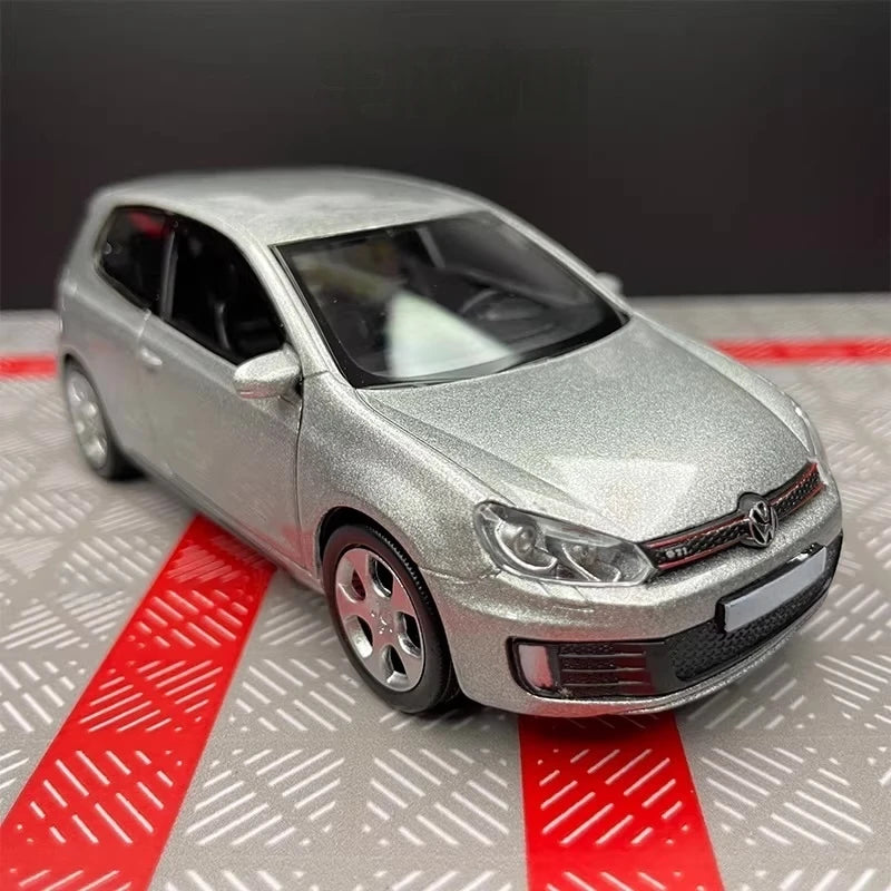[TOY] 1:36 Volkswagen 2010 Golf GTI Silver Model Car Die-Cast