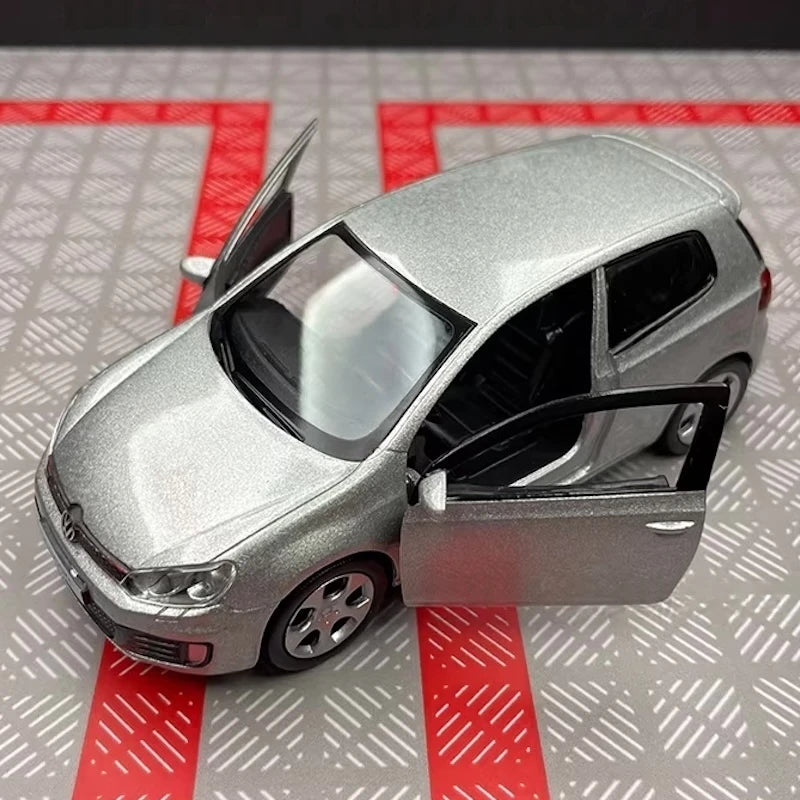 [TOY] 1:36 Volkswagen 2010 Golf GTI Silver Model Car Die-Cast
