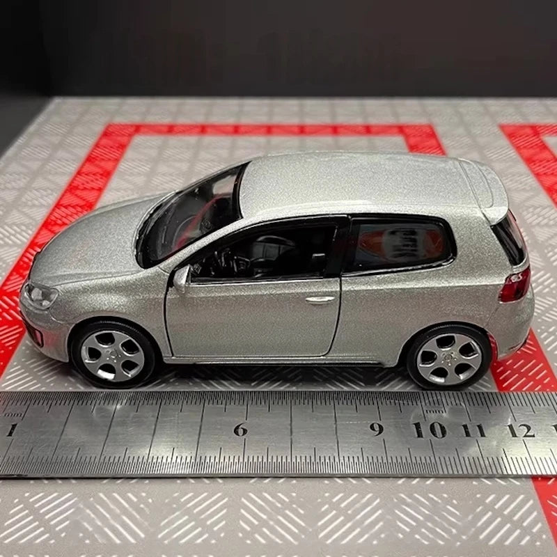 [TOY] 1:36 Volkswagen 2010 Golf GTI Silver Model Car Die-Cast