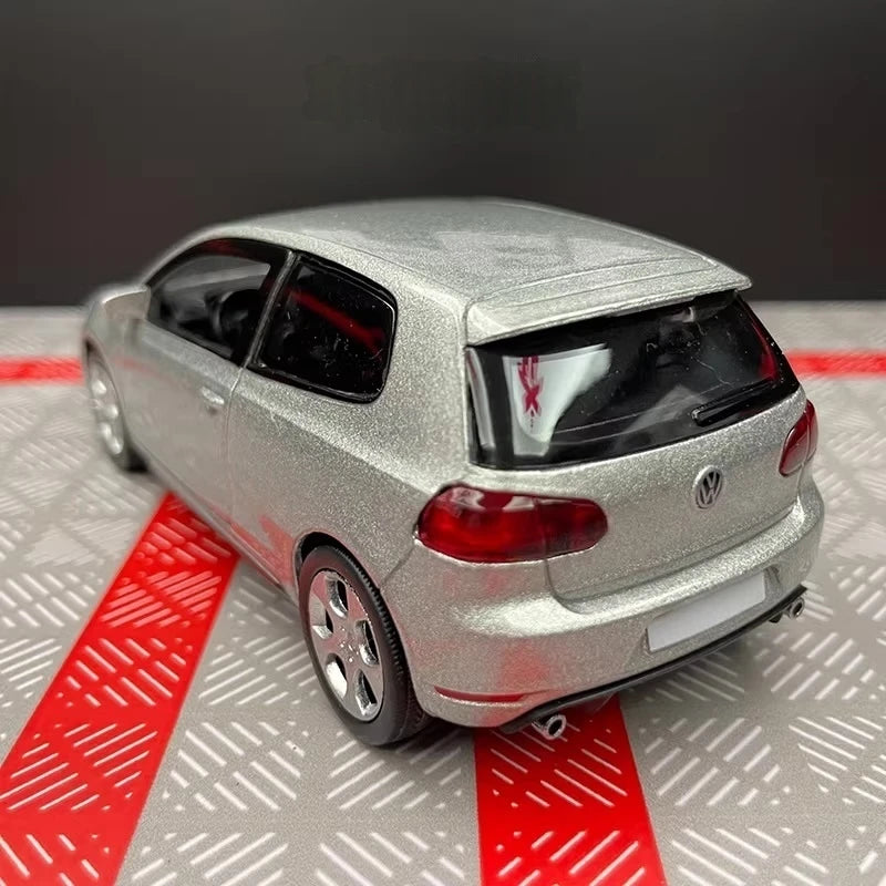 [TOY] 1:36 Volkswagen 2010 Golf GTI Silver Model Car Die-Cast