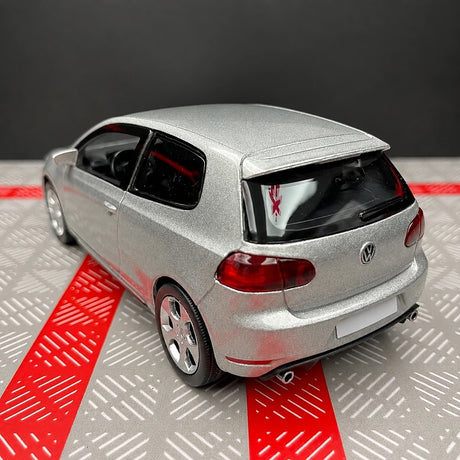 [TOY] 1:36 Volkswagen 2010 Golf GTI argento modellino di auto Die-Cast