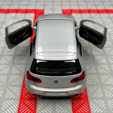 [TOY] 1:36 Volkswagen 2010 Golf GTI argento modellino di auto Die-Cast