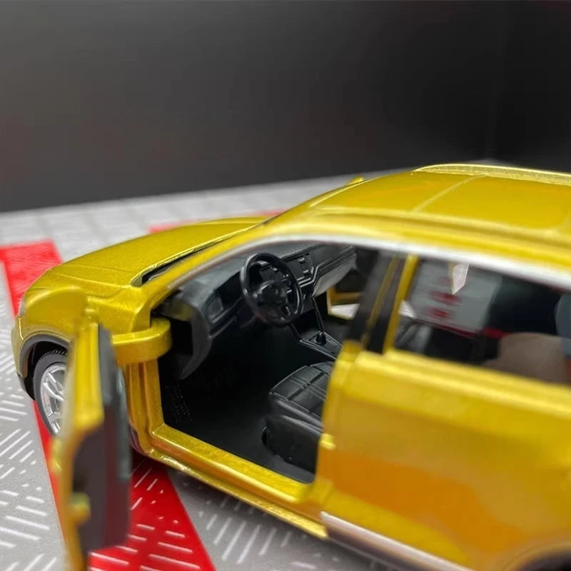 [TOY] 1:36 Volkswagen 2020 T-Roc Gold Model Car Die-Cast