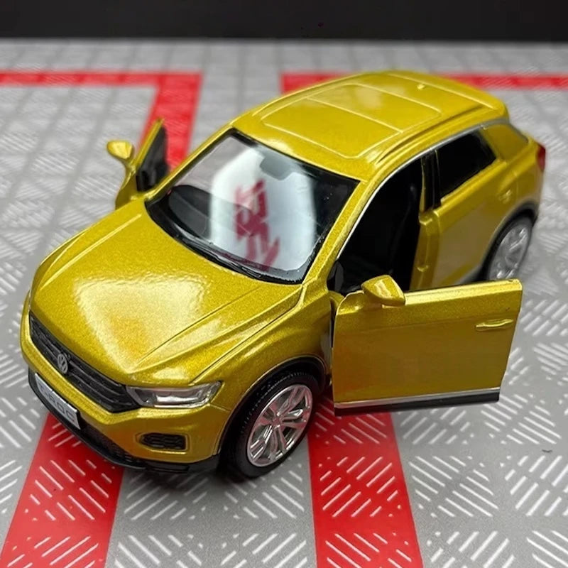 [TOY] 1:36 Volkswagen 2020 T-Roc Gold Model Car Die-Cast