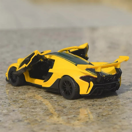 McLaren 2015 P1 GTR أصفر 1:40 – نموذج عرض معدني مصبوب