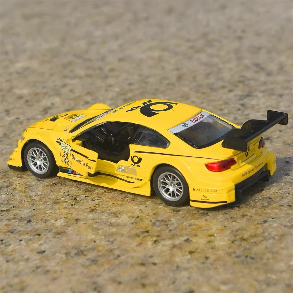 [TOY] 1:42 BMW 2012 E92 M3 DTM Deutsche Post #22 Model Car Die-Cast