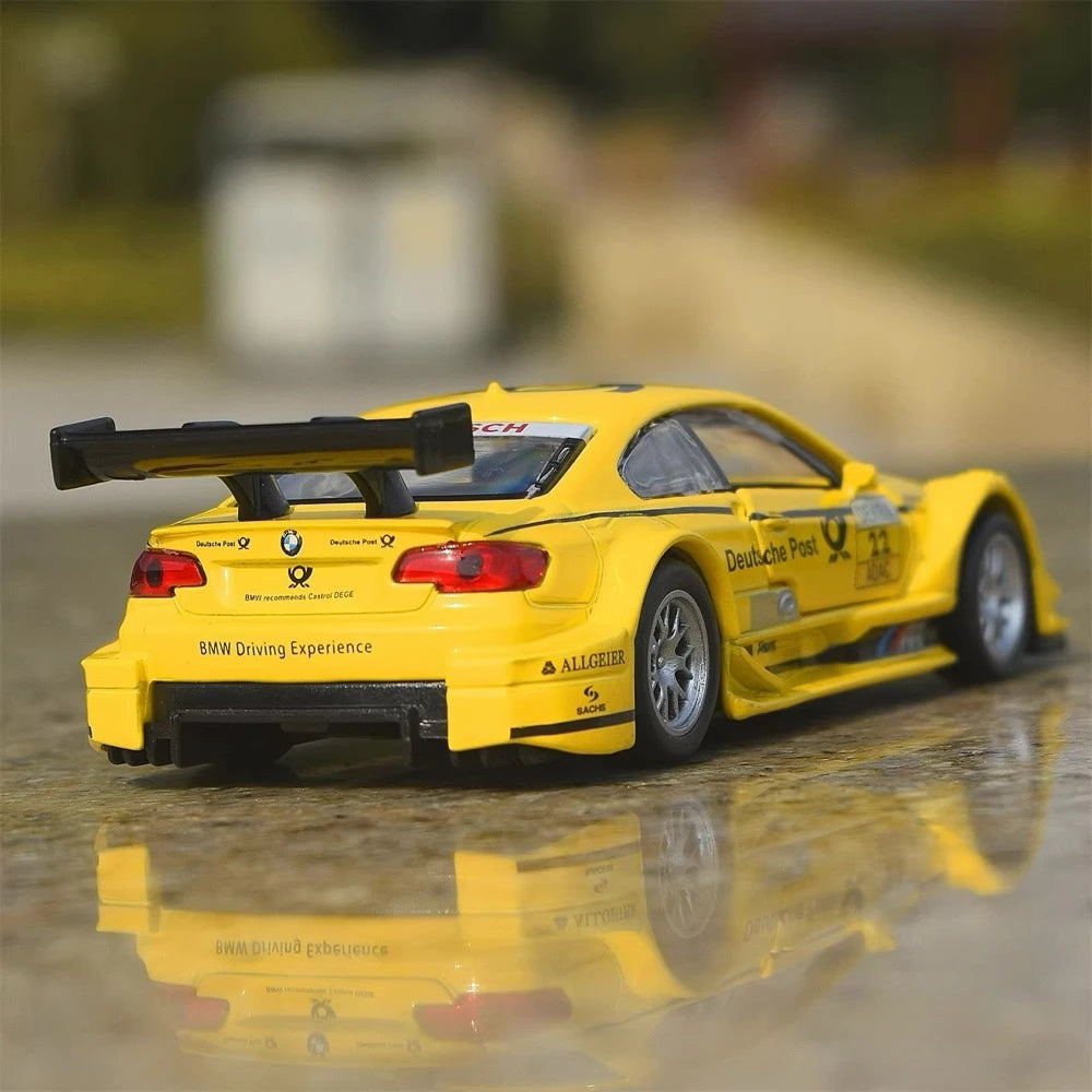 [TOY] 1:42 BMW 2012 E92 M3 DTM Deutsche Post #22 Model Car Die-Cast
