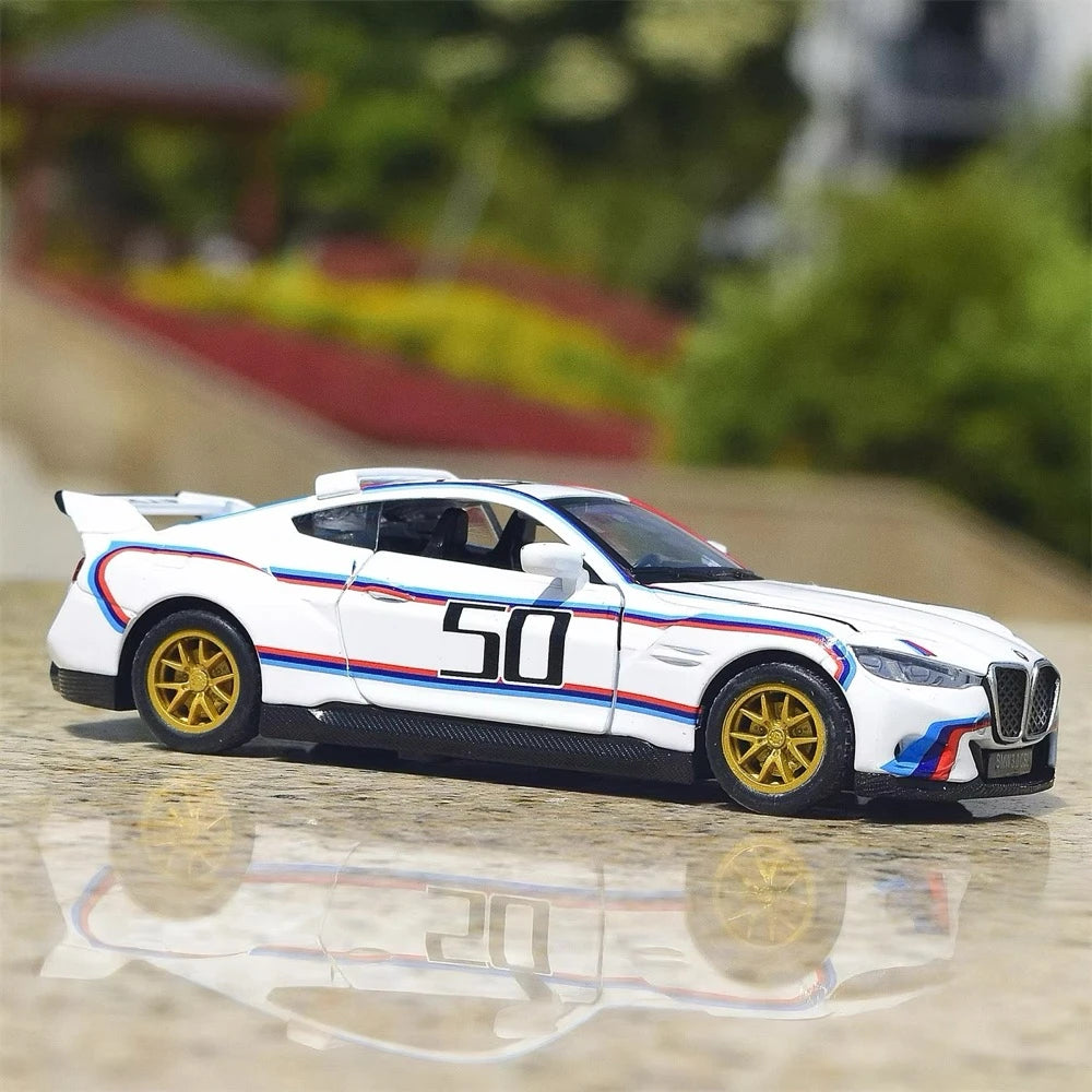 [TOY] 1:42 BMW 2022 G82 M4 3.0 CSL #50 Model Car Die-Cast