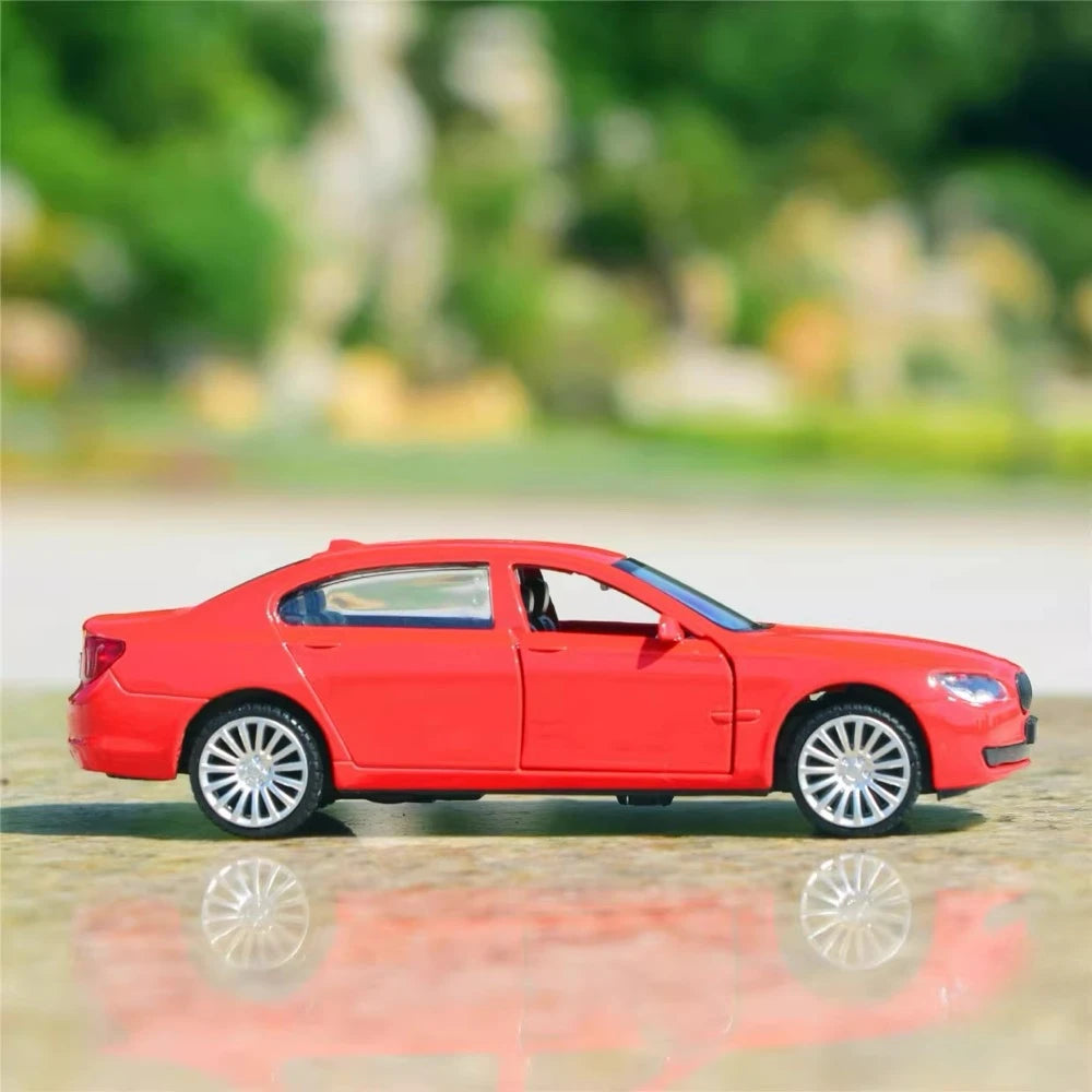 [TOY] 1:43 BMW 2013 F02 760Li Red Model Car Die-Cast
